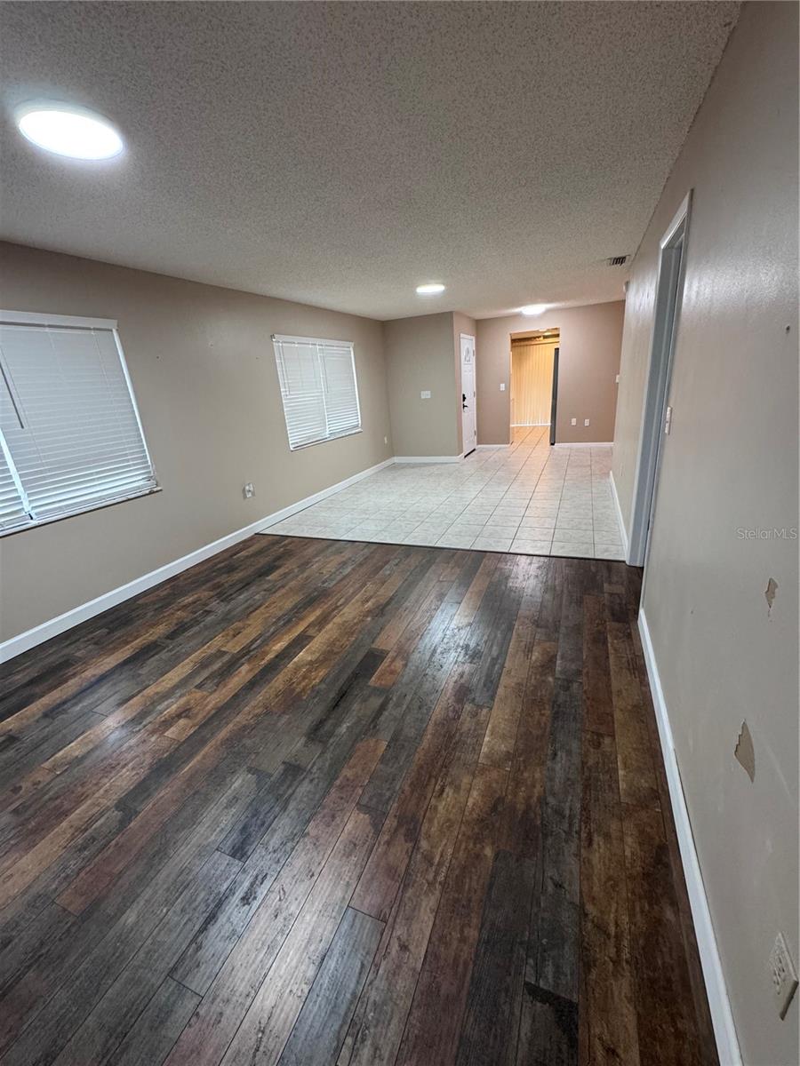 511 LONGFELLOW CT #B, SAFETY HARBOR, FL, 34695