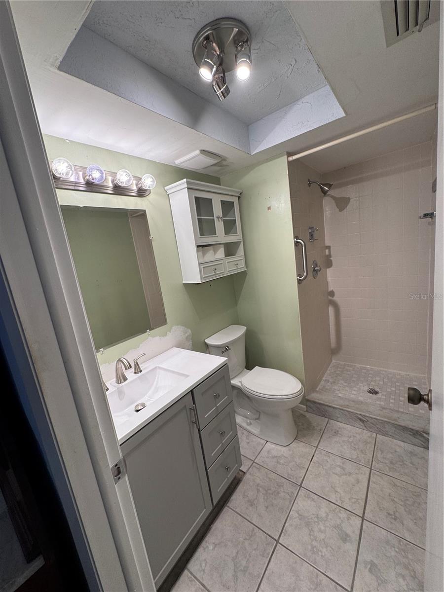 511 LONGFELLOW CT #B, SAFETY HARBOR, FL, 34695