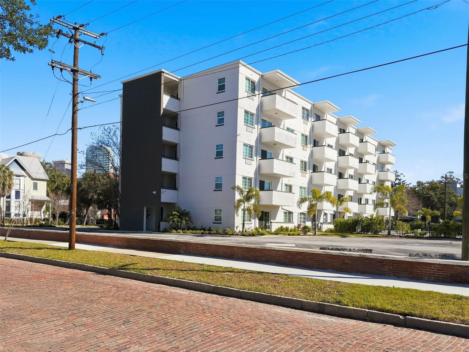 406 S CEDAR AVE #103, TAMPA, FL, 33606