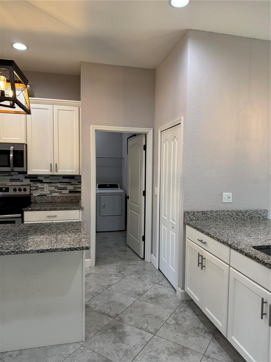 1365 EVERGREEN PARK CIR, LAKELAND, FL, 33813