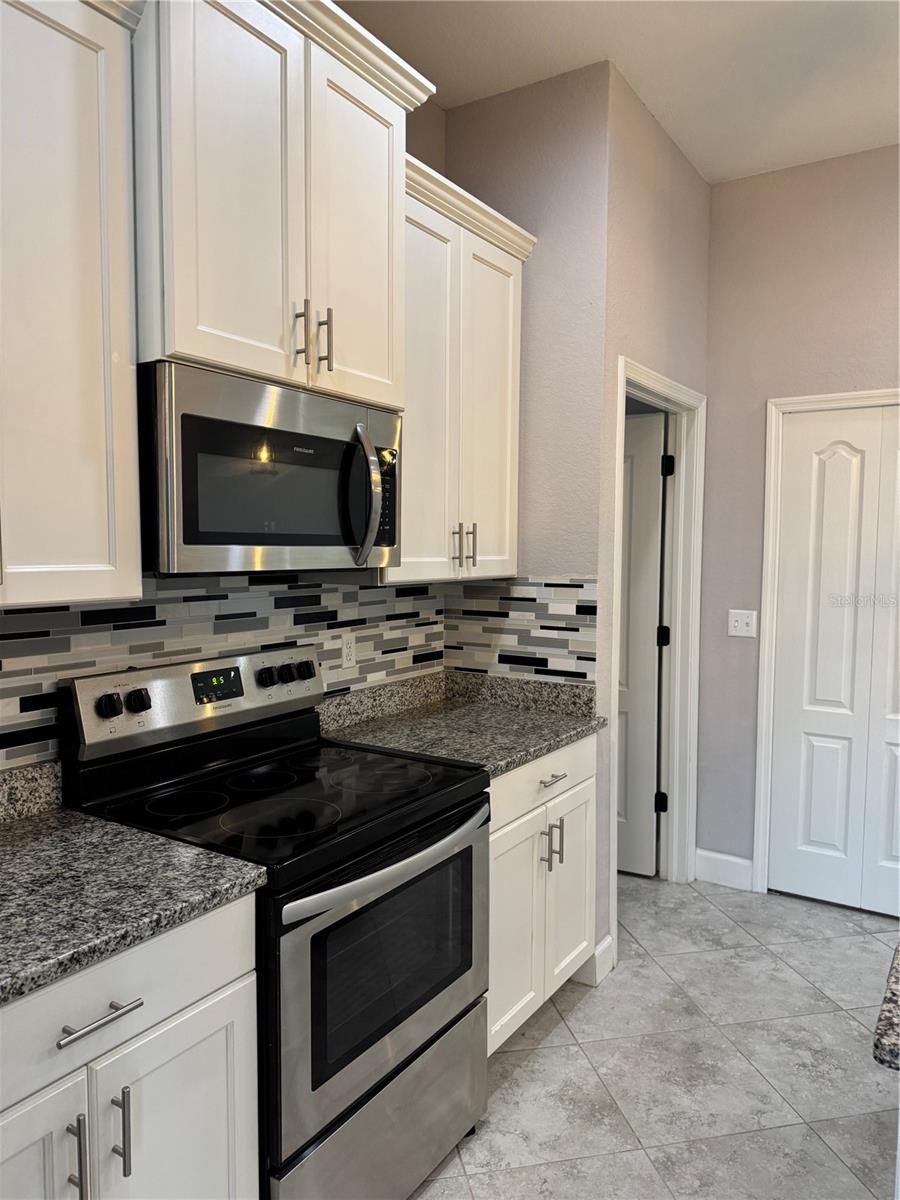 1365 EVERGREEN PARK CIR, LAKELAND, FL, 33813