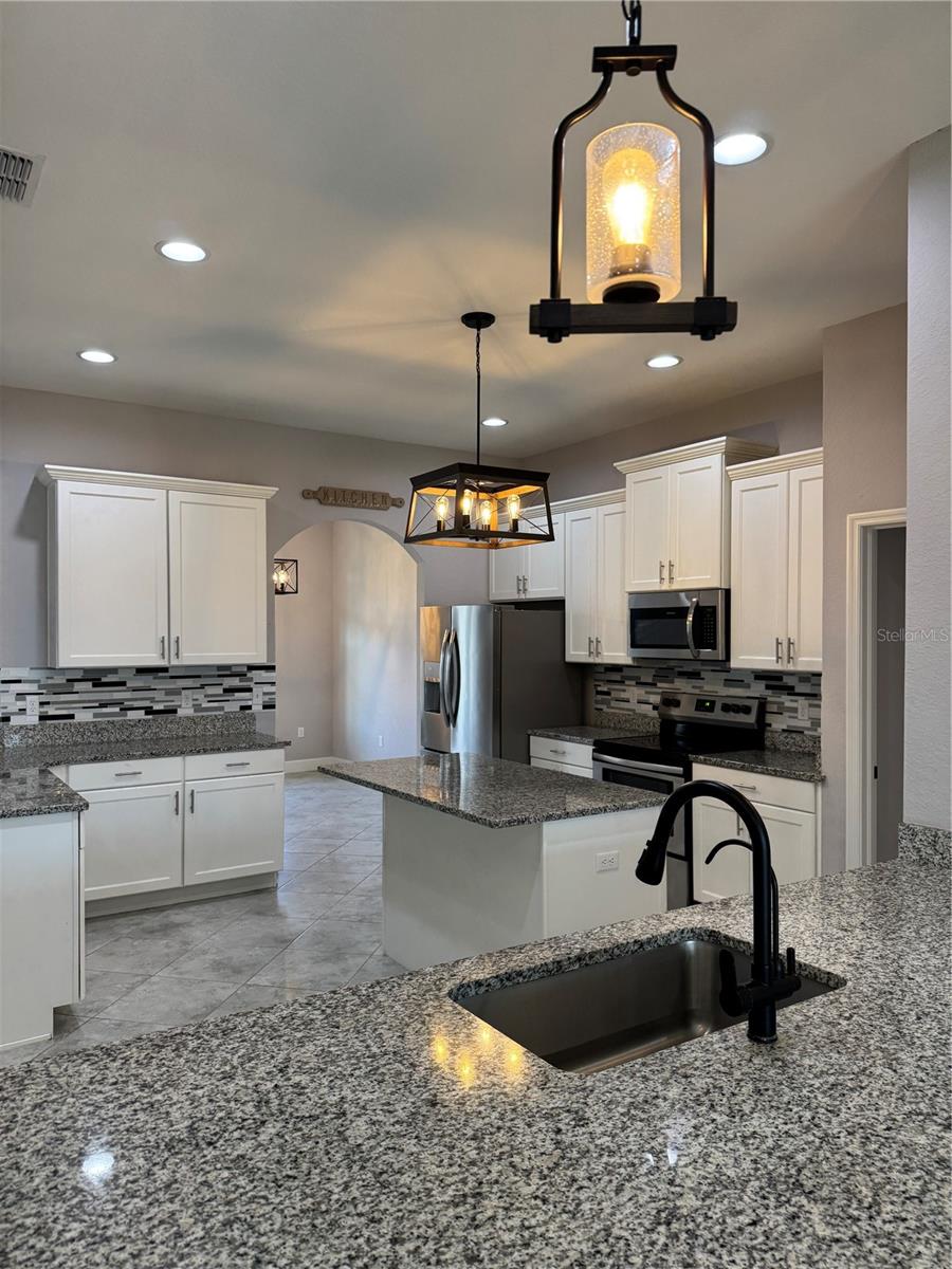 1365 EVERGREEN PARK CIR, LAKELAND, FL, 33813