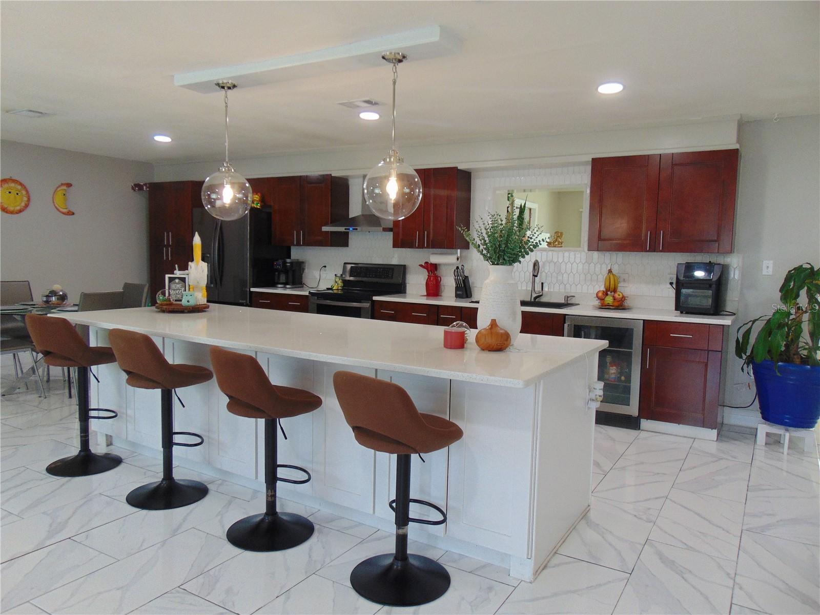 4706 TAMPA DOWNS BLVD, LUTZ, FL, 33559
