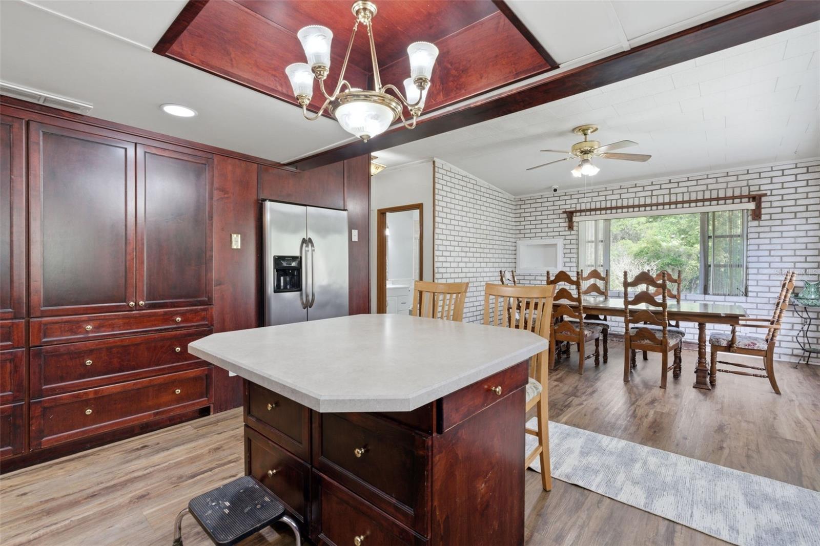 935 FLORIDA AVE, ORANGE CITY, FL, 32763