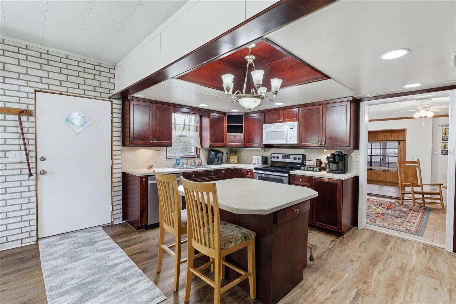 935 FLORIDA AVE, ORANGE CITY, FL, 32763
