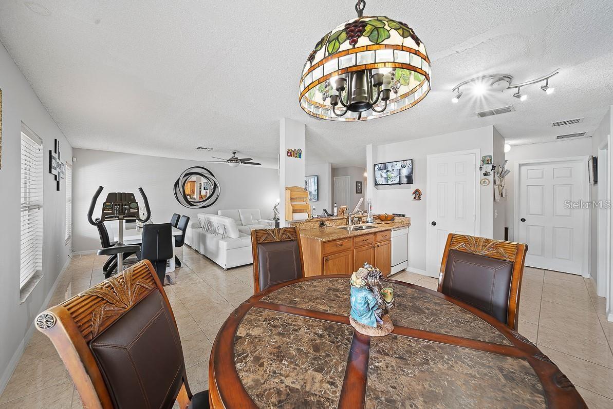 3304 AMBERLEY PARK CIR, KISSIMMEE, FL, 34743