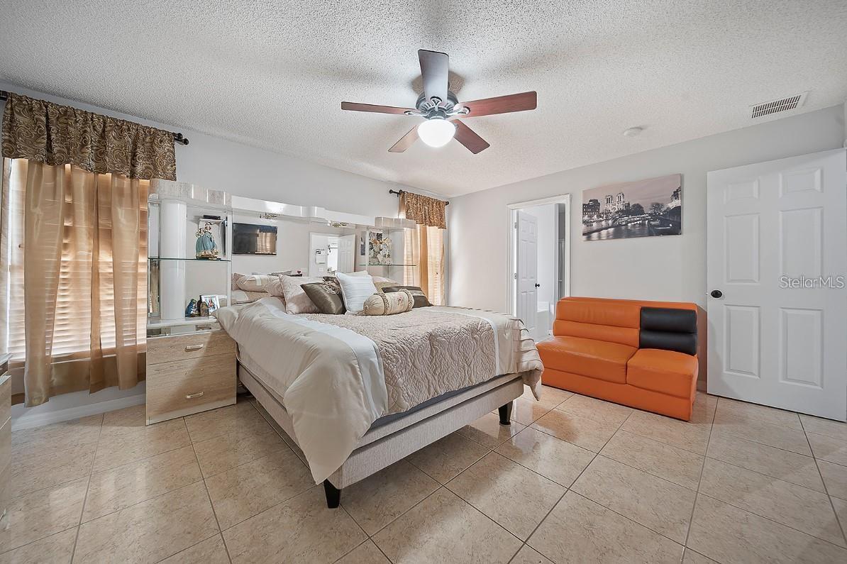 3304 AMBERLEY PARK CIR, KISSIMMEE, FL, 34743