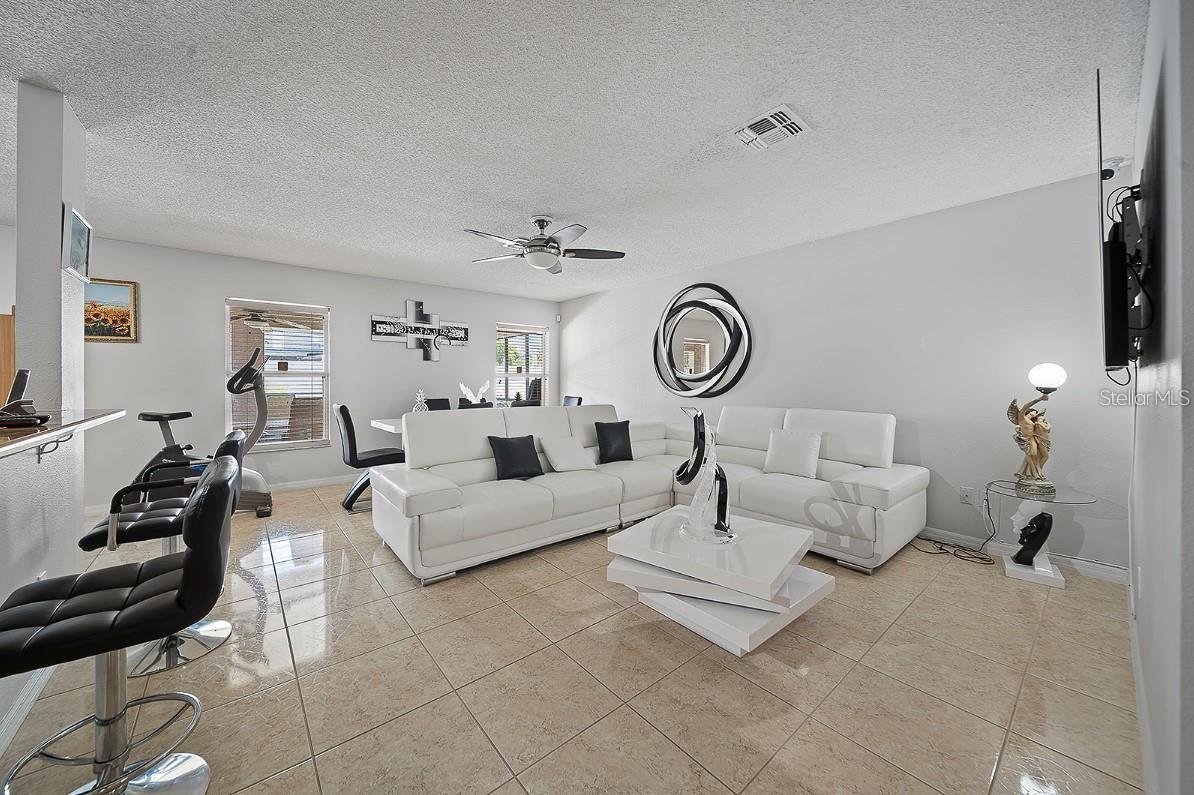 3304 AMBERLEY PARK CIR, KISSIMMEE, FL, 34743