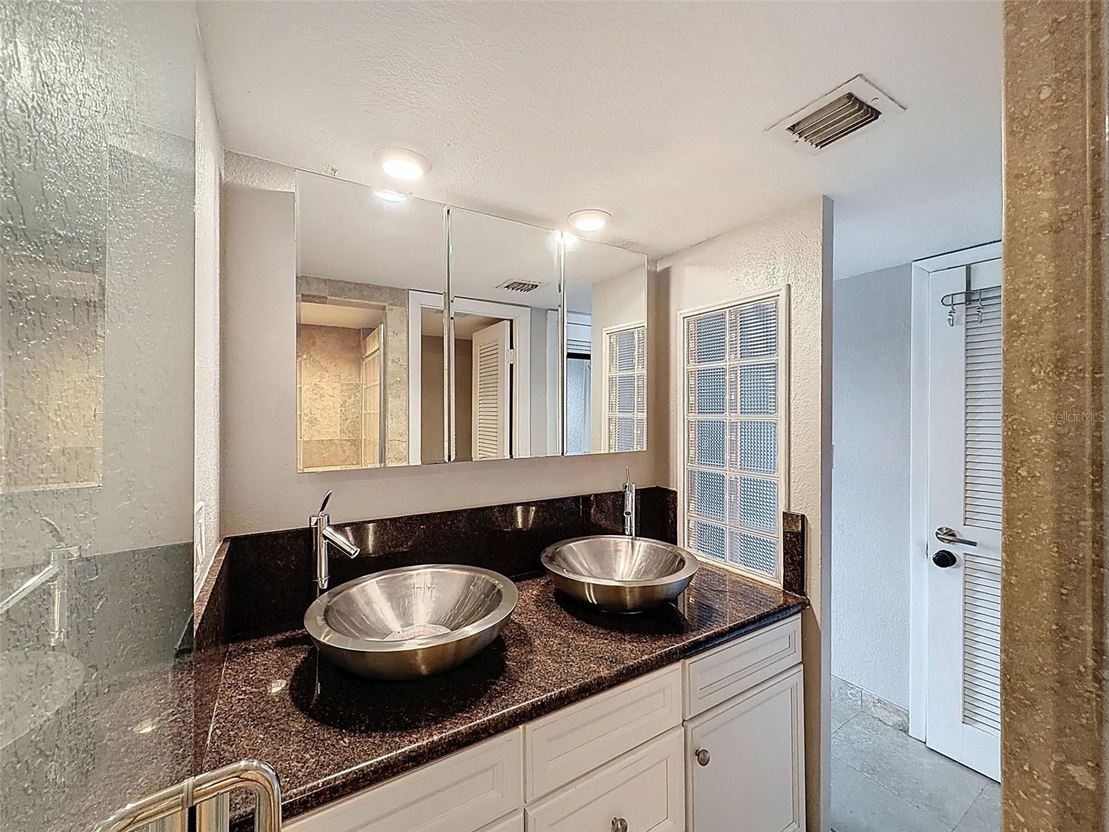 201 W LAUREL ST #1006, TAMPA, FL, 33602