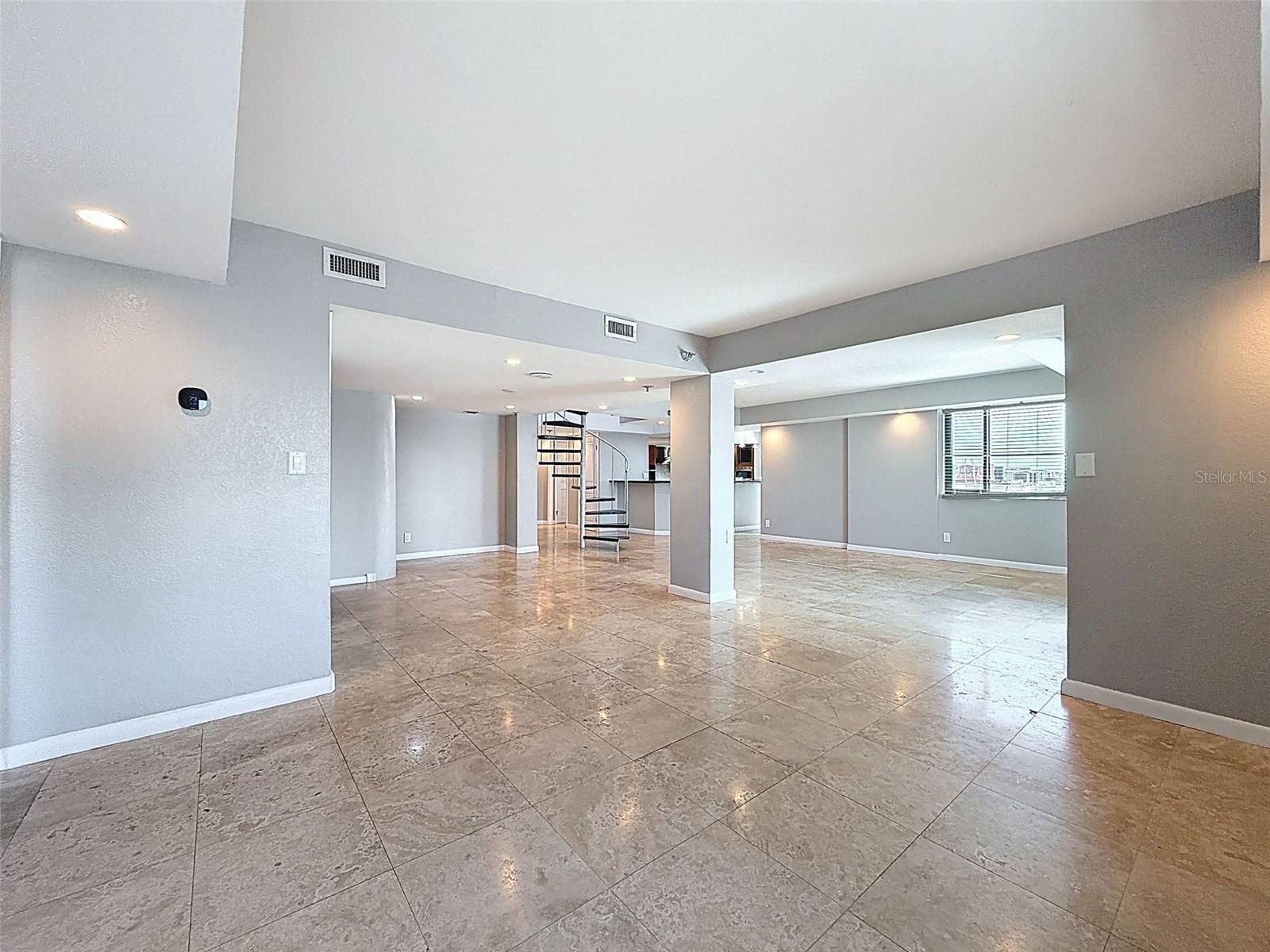 201 W LAUREL ST #1006, TAMPA, FL, 33602