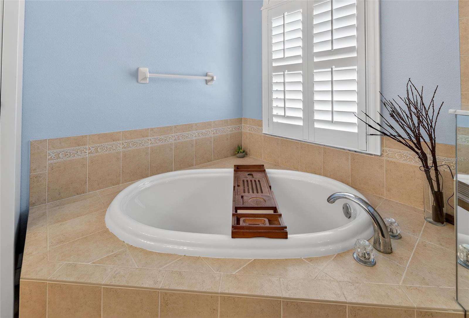 1609 HARVEST GROVE CT, VALRICO, FL, 33596