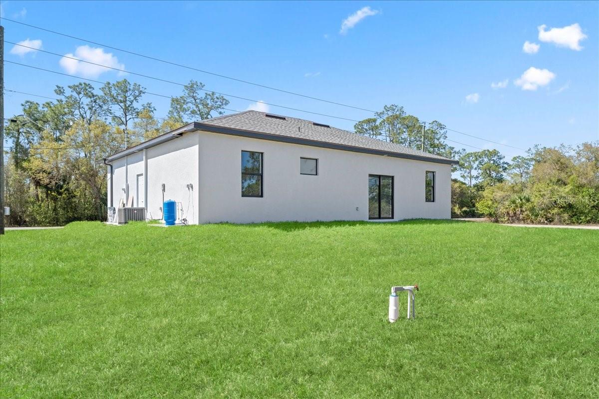 2501 E 15TH ST, LEHIGH ACRES, FL, 33972