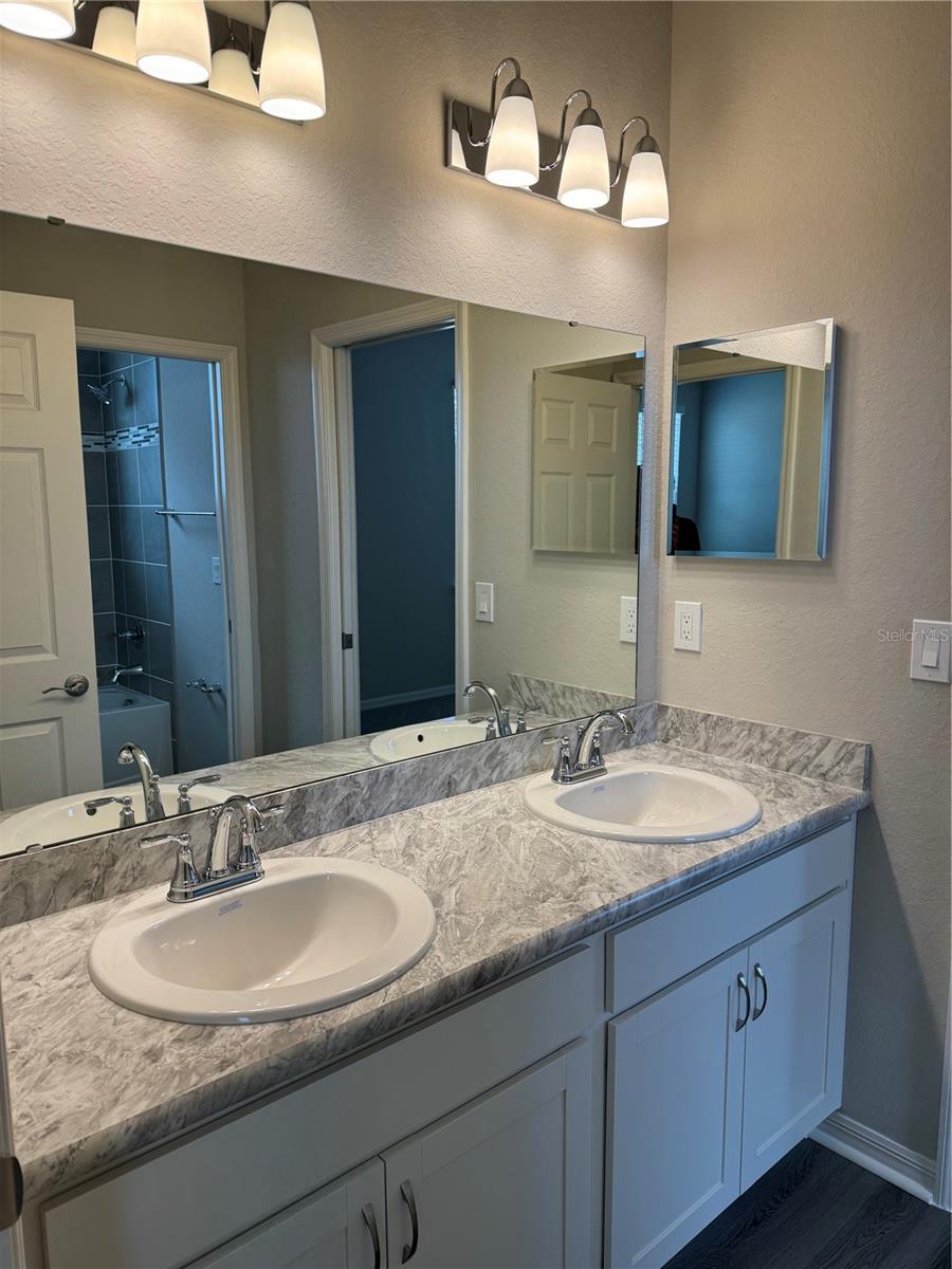 1008 ARUBA AVE, MULBERRY, FL, 33860