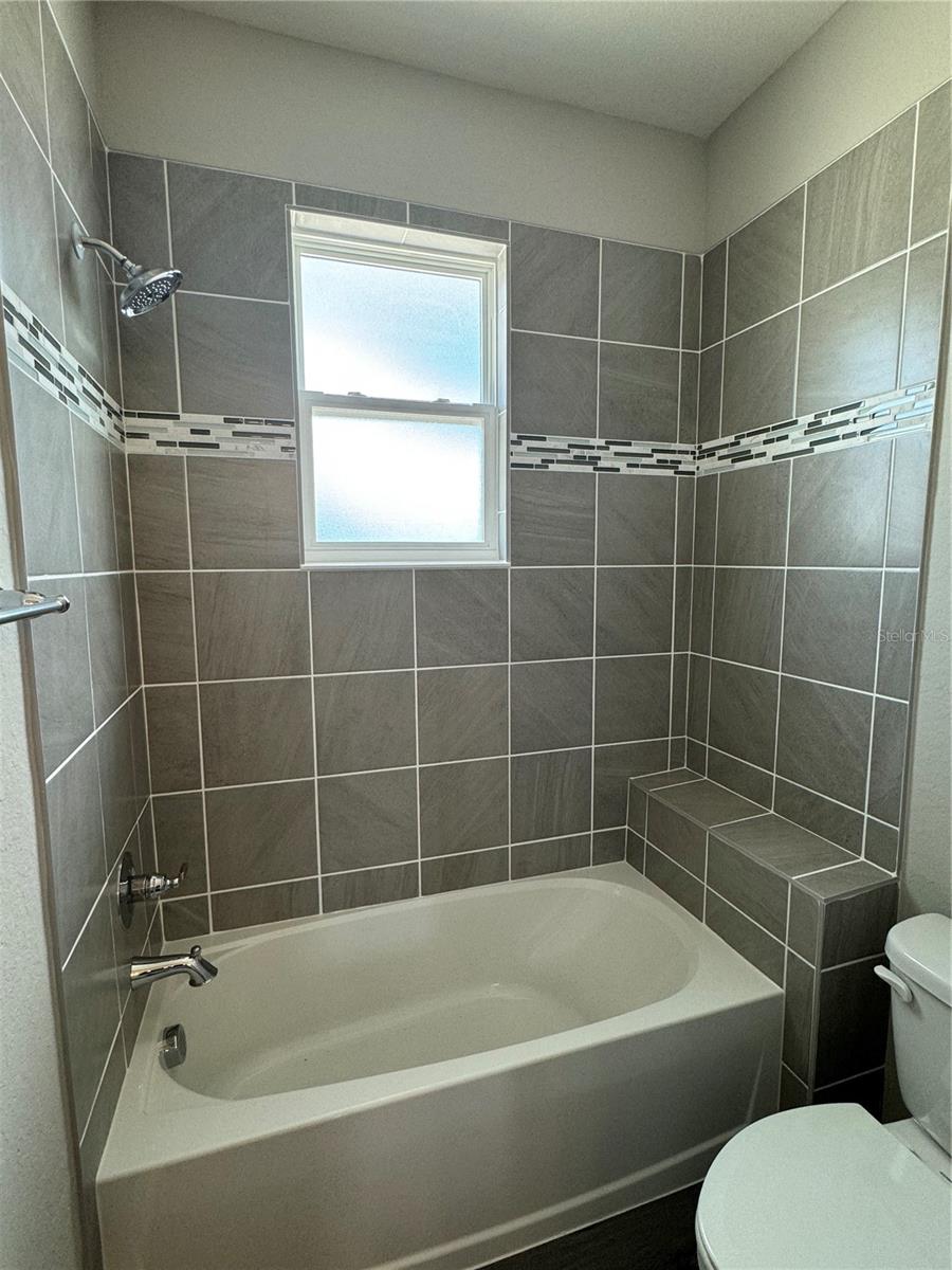 1008 ARUBA AVE, MULBERRY, FL, 33860