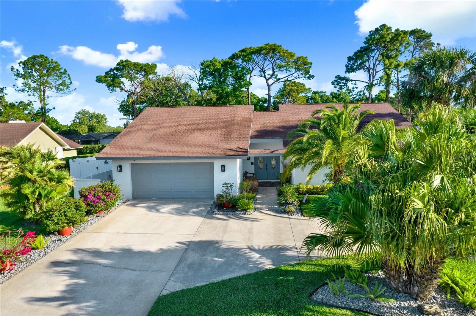 4303 MIDDLE LAKE DR, TAMPA, FL, 33624