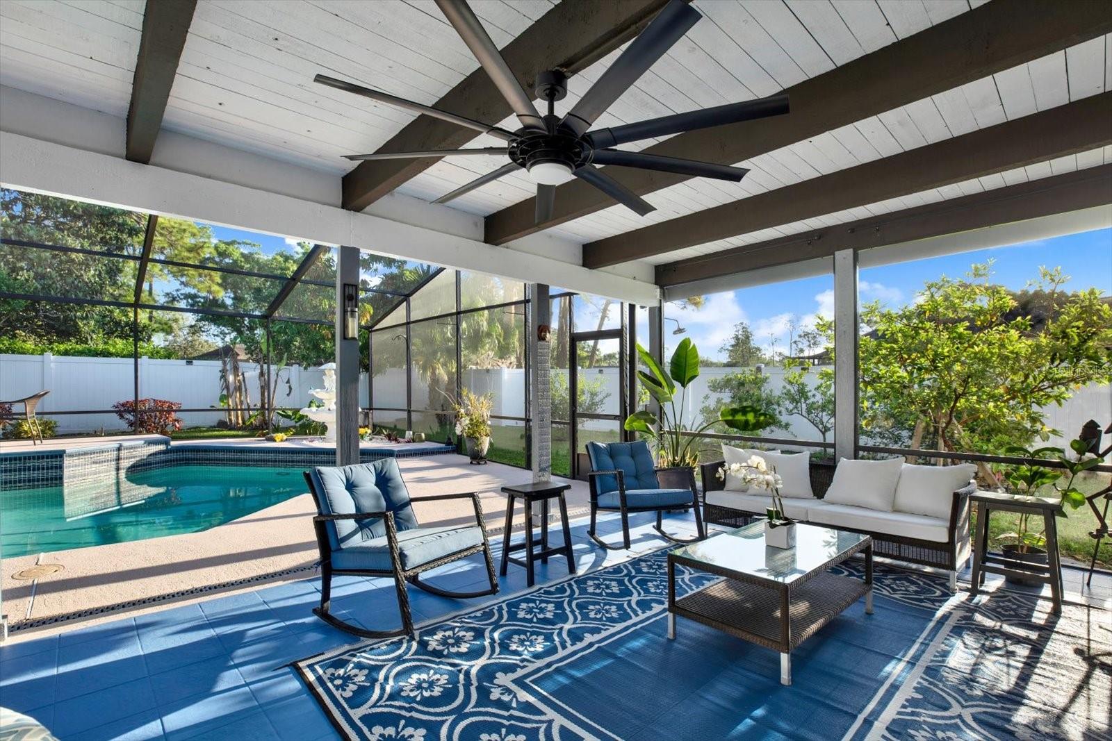 4303 MIDDLE LAKE DR, TAMPA, FL, 33624