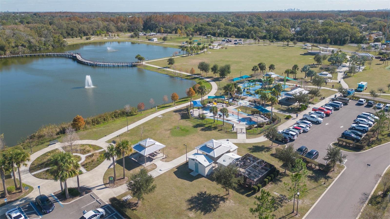 4303 MIDDLE LAKE DR, TAMPA, FL, 33624