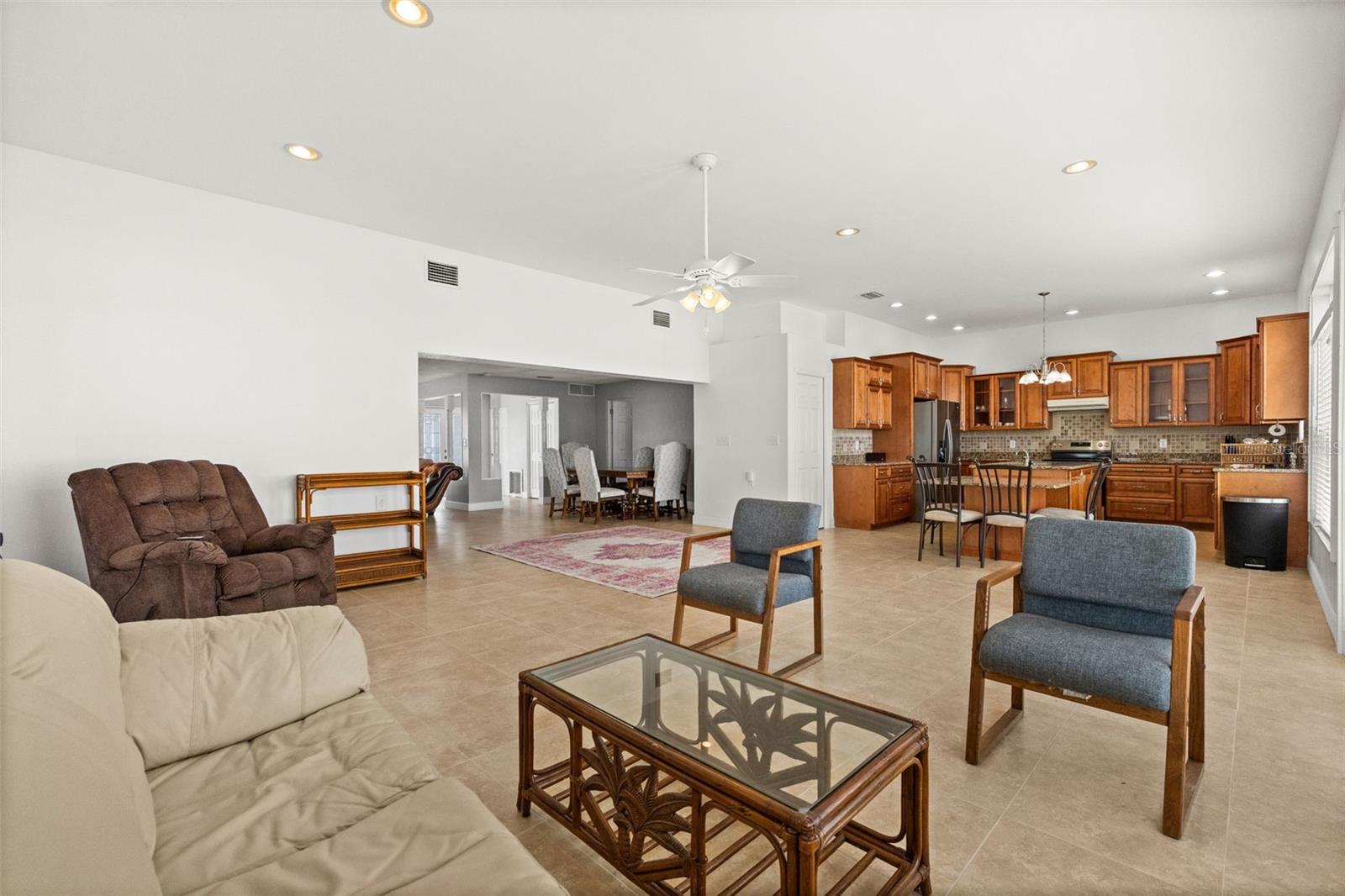 710 116TH AVE, TREASURE ISLAND, FL, 33706