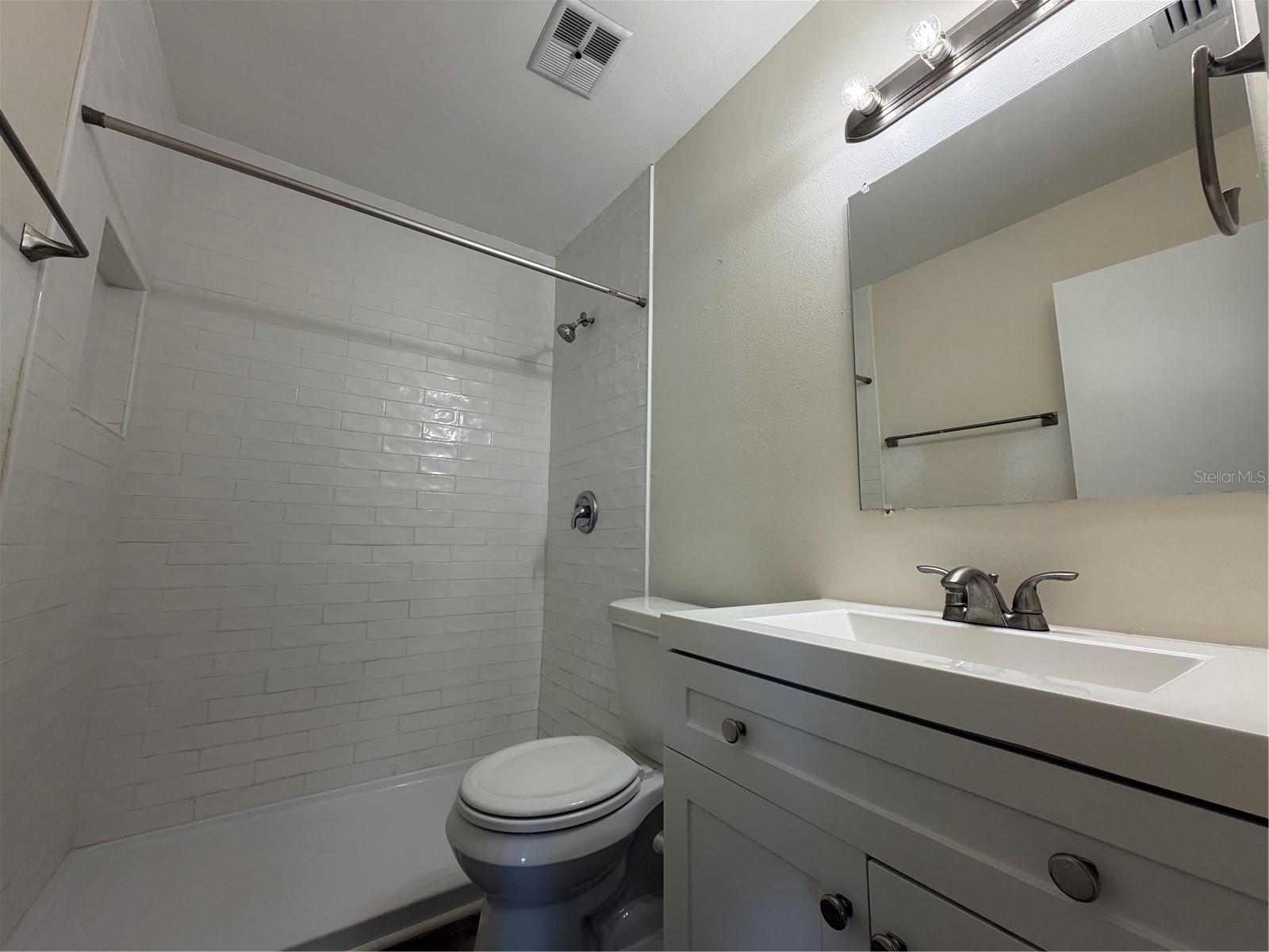 1740 W WALNUT ST, TAMPA, FL, 33607