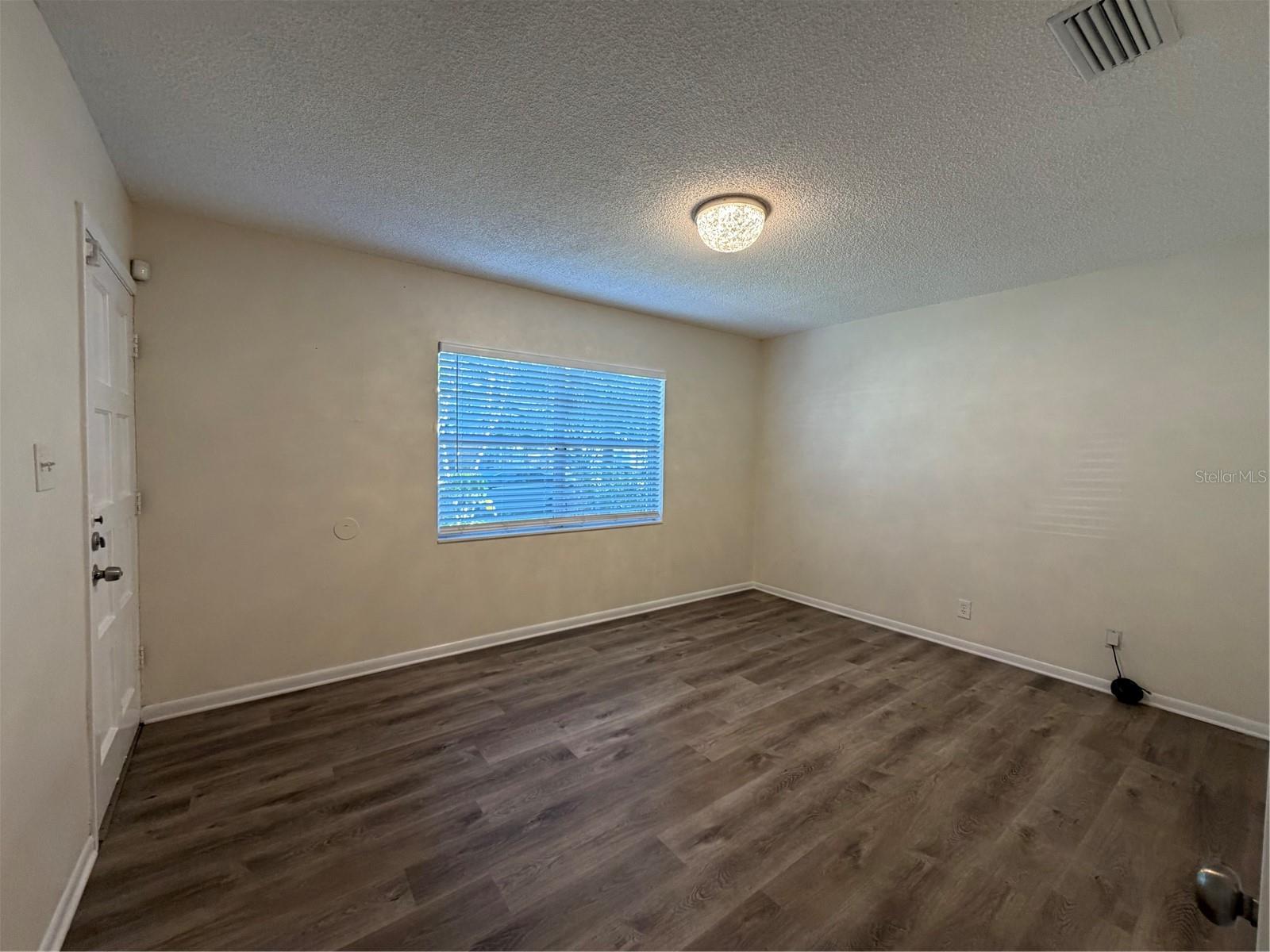 1740 W WALNUT ST, TAMPA, FL, 33607