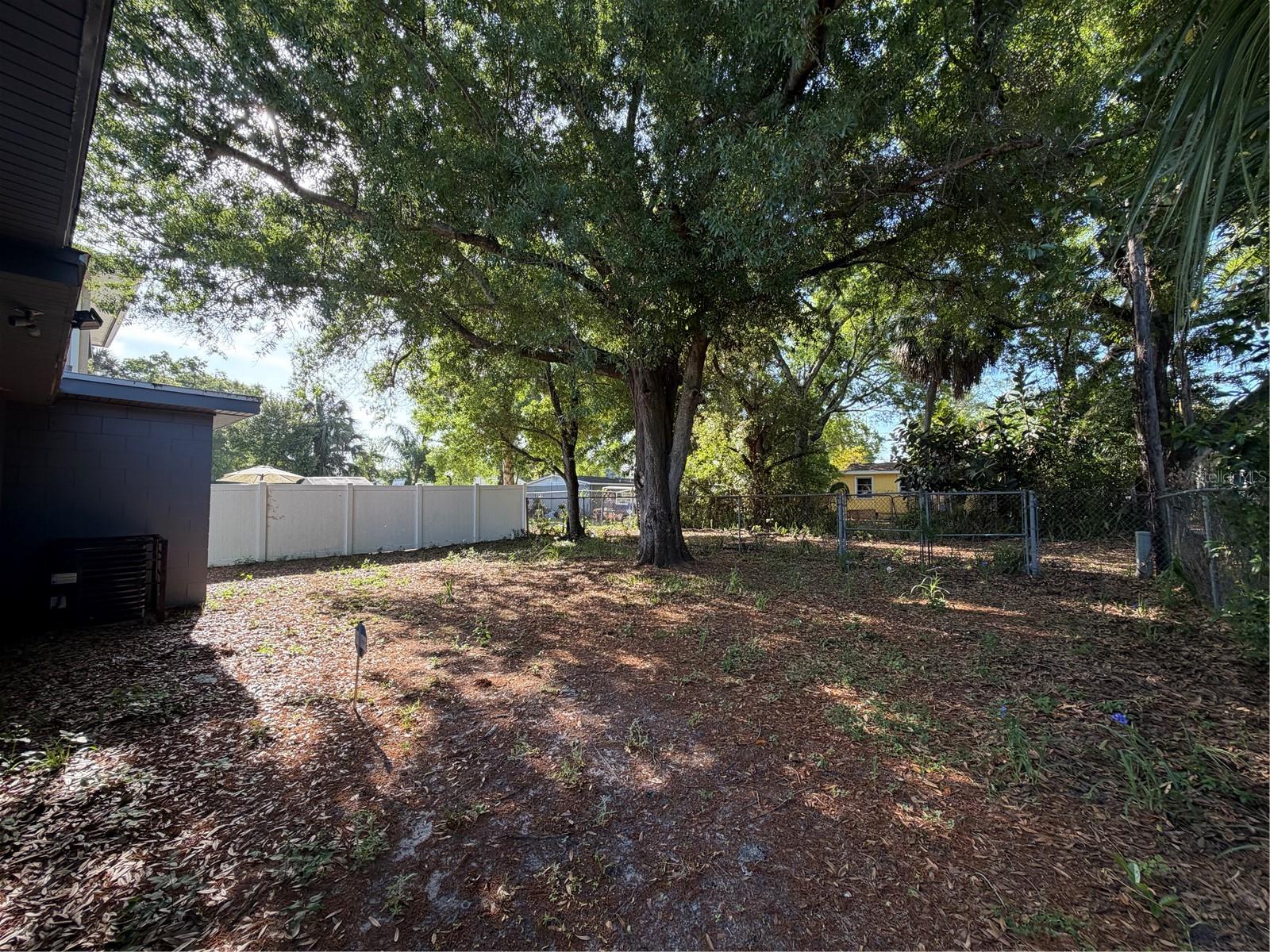 1740 W WALNUT ST, TAMPA, FL, 33607