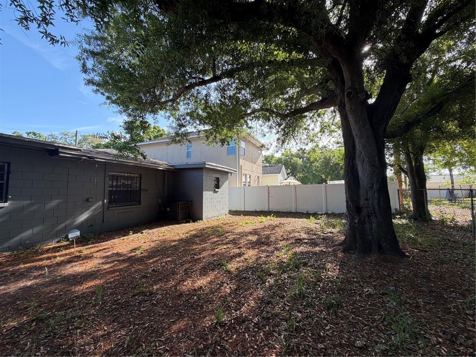 1740 W WALNUT ST, TAMPA, FL, 33607