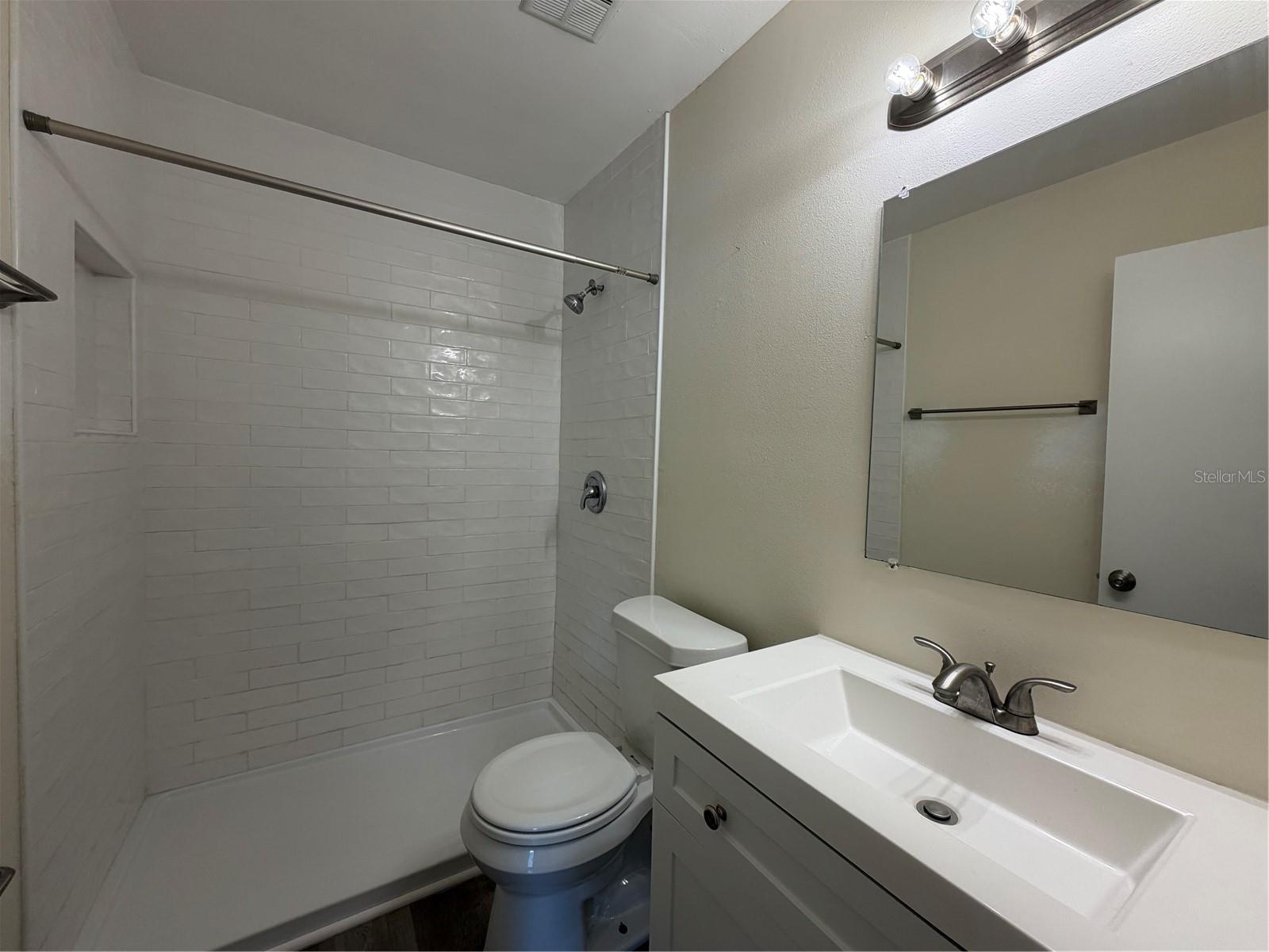 1740 W WALNUT ST, TAMPA, FL, 33607