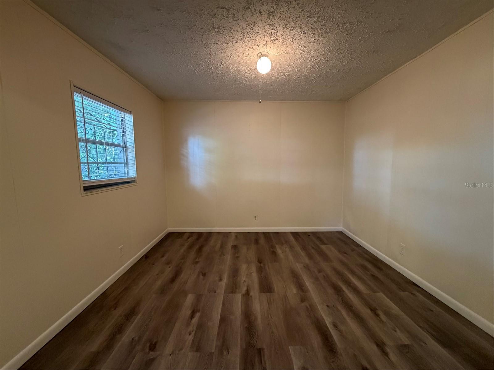 1740 W WALNUT ST, TAMPA, FL, 33607
