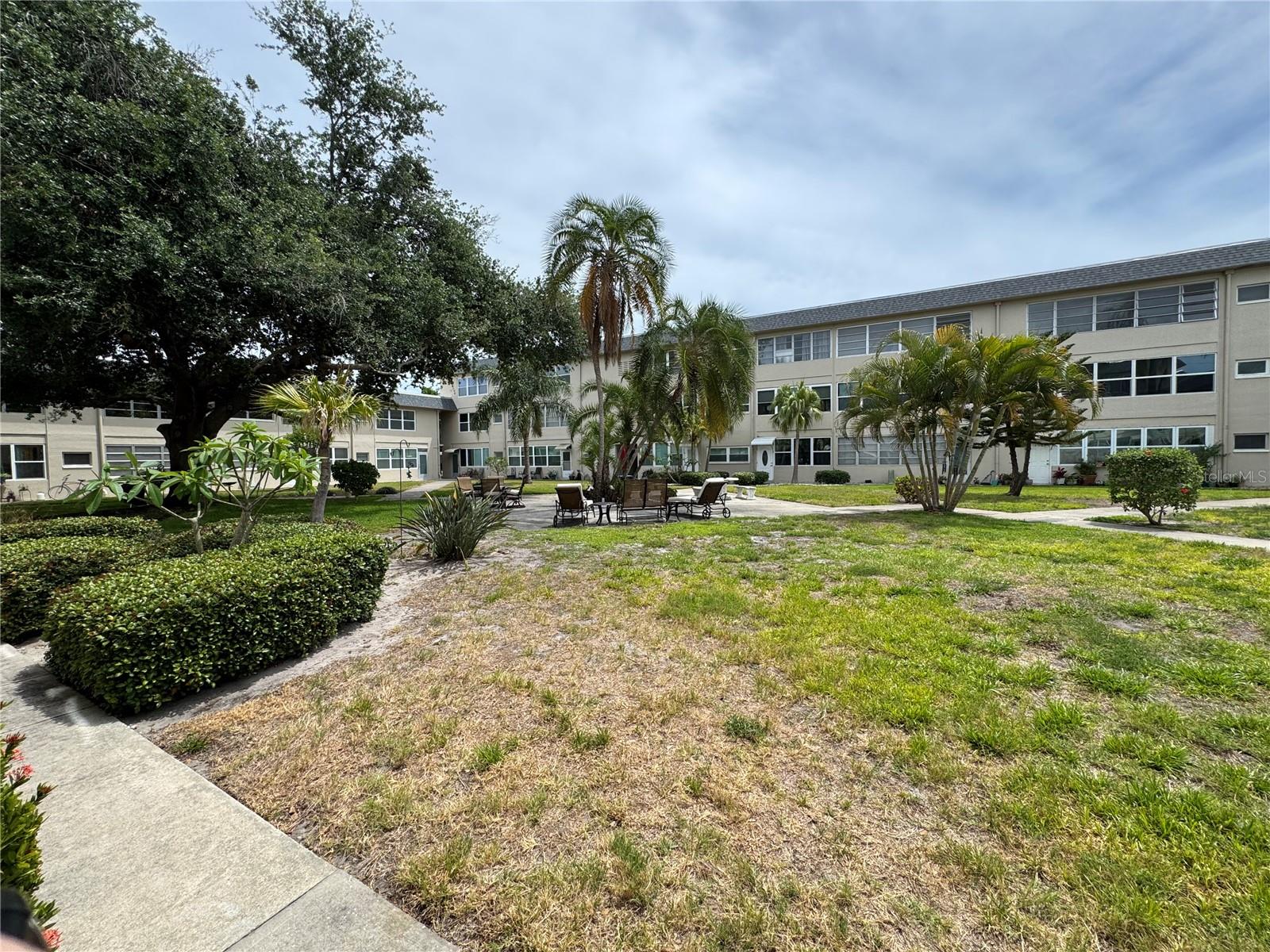 5720 13TH AVE N #106B, ST PETERSBURG, FL, 33710