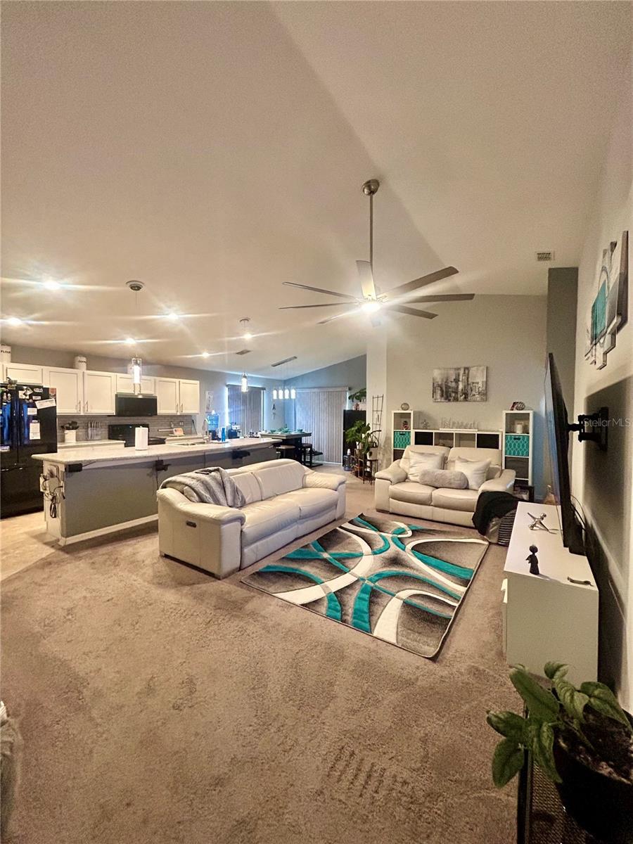 336 ST GEORGES CIR, EAGLE LAKE, FL, 33839