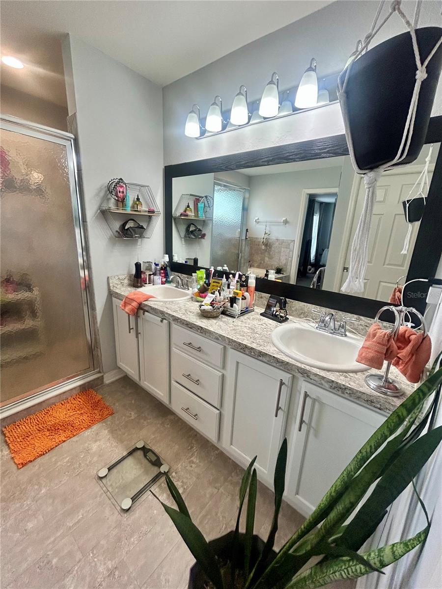 336 ST GEORGES CIR, EAGLE LAKE, FL, 33839