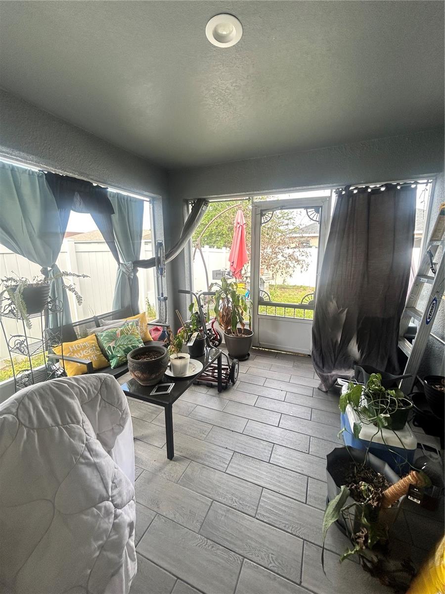 336 ST GEORGES CIR, EAGLE LAKE, FL, 33839