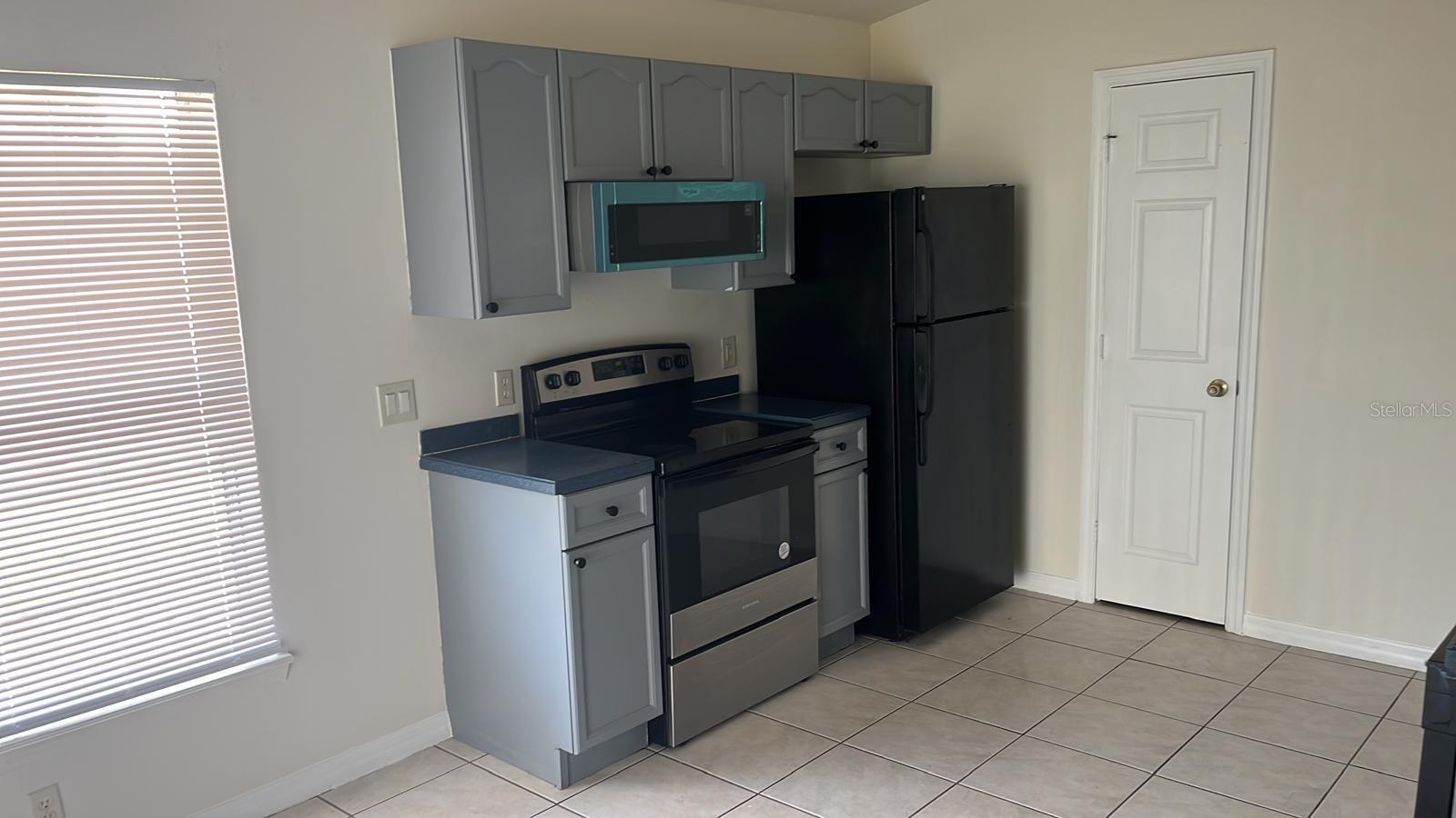 542 LAKEVIEW CT, KISSIMMEE, FL, 34759