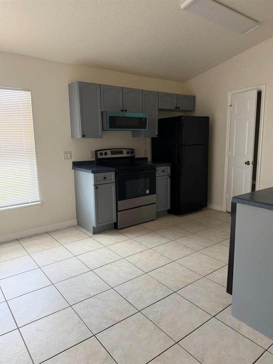 542 LAKEVIEW CT, KISSIMMEE, FL, 34759