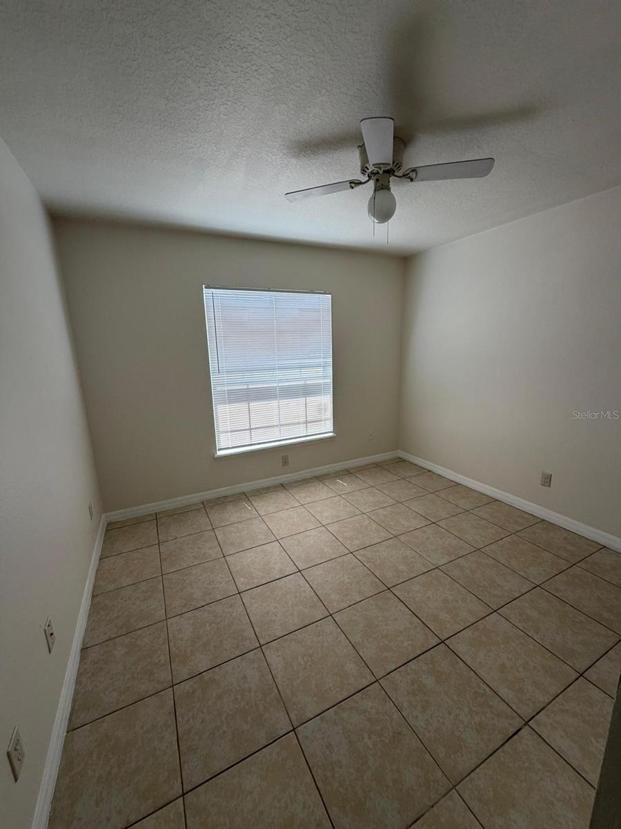 542 LAKEVIEW CT, KISSIMMEE, FL, 34759