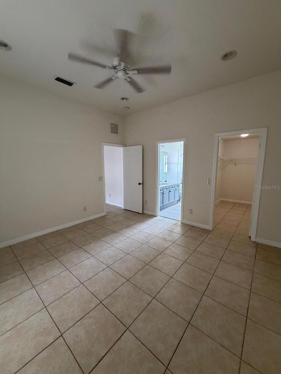 542 LAKEVIEW CT, KISSIMMEE, FL, 34759