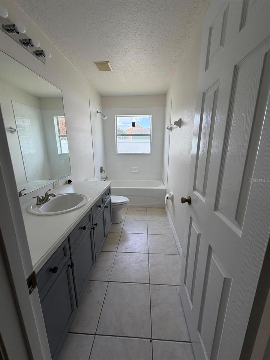 542 LAKEVIEW CT, KISSIMMEE, FL, 34759