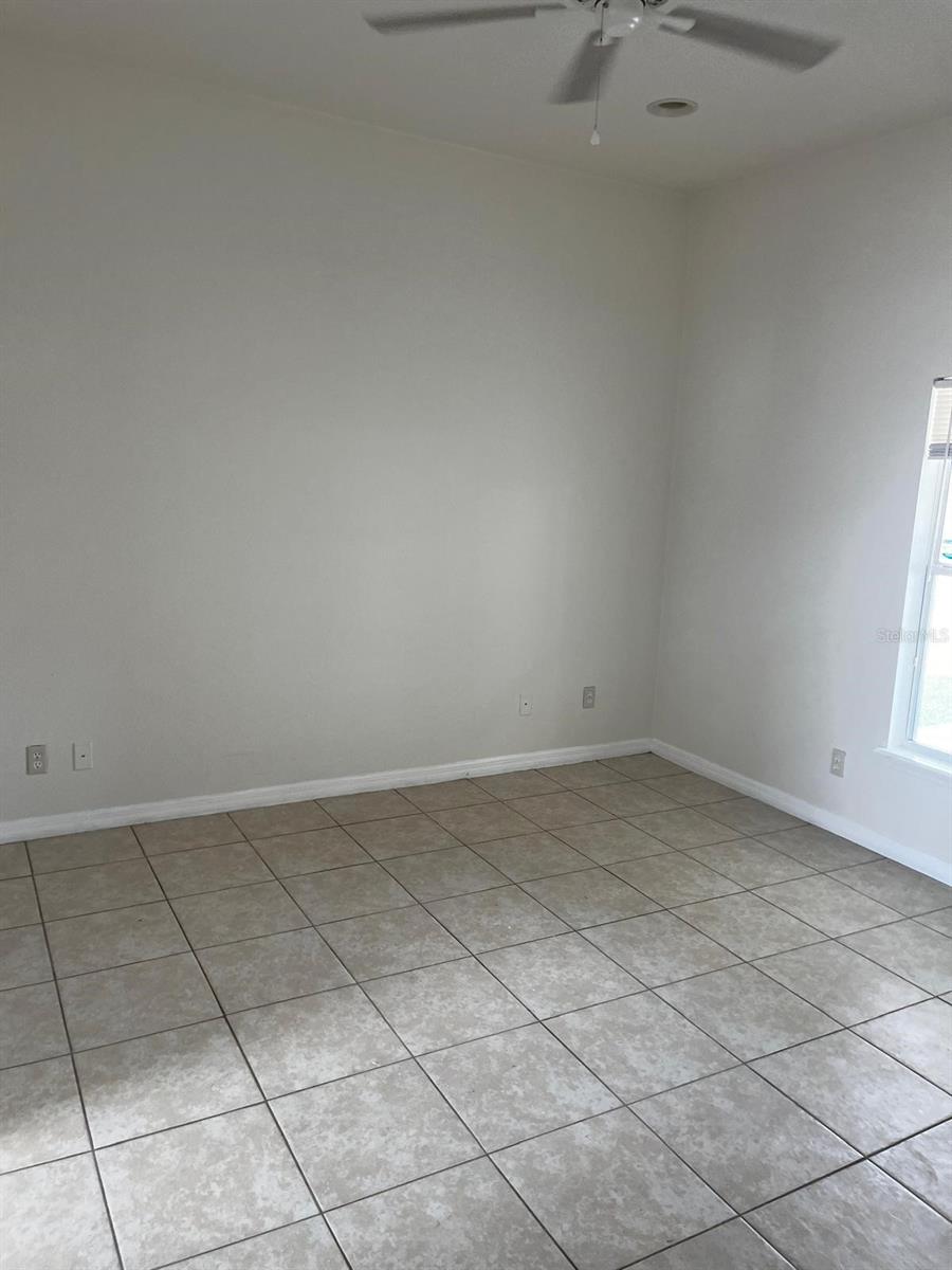 542 LAKEVIEW CT, KISSIMMEE, FL, 34759