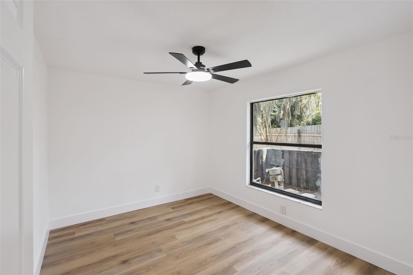 418 E LAKESHORE DR, OCOEE, FL, 34761