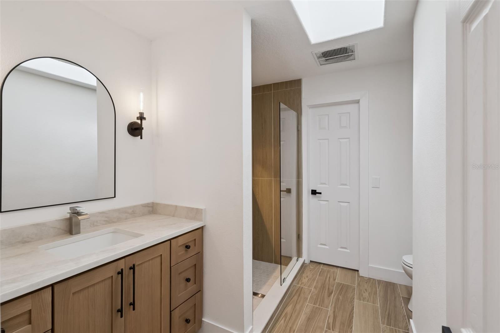 418 E LAKESHORE DR, OCOEE, FL, 34761