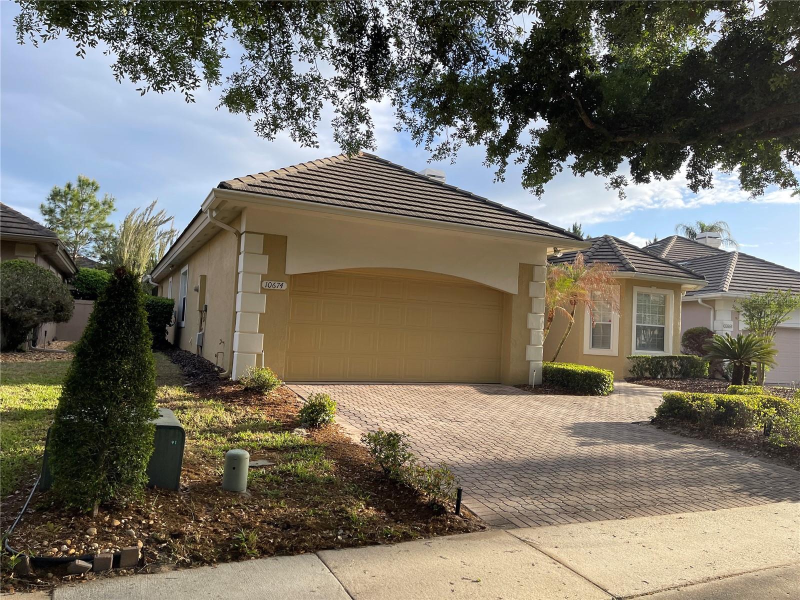 10674 WOODCHASE CIR, ORLANDO, FL, 32836