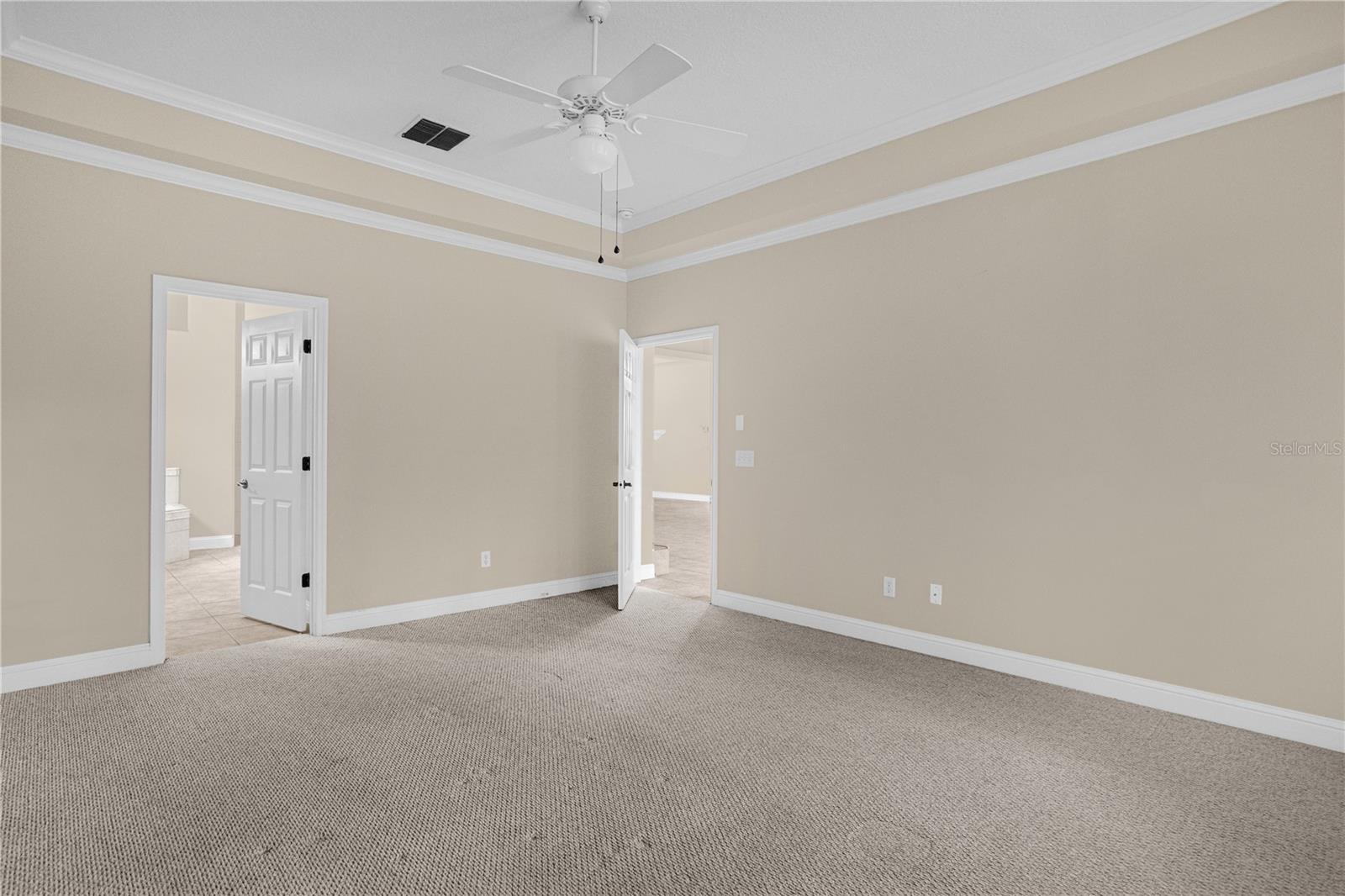 10674 WOODCHASE CIR, ORLANDO, FL, 32836