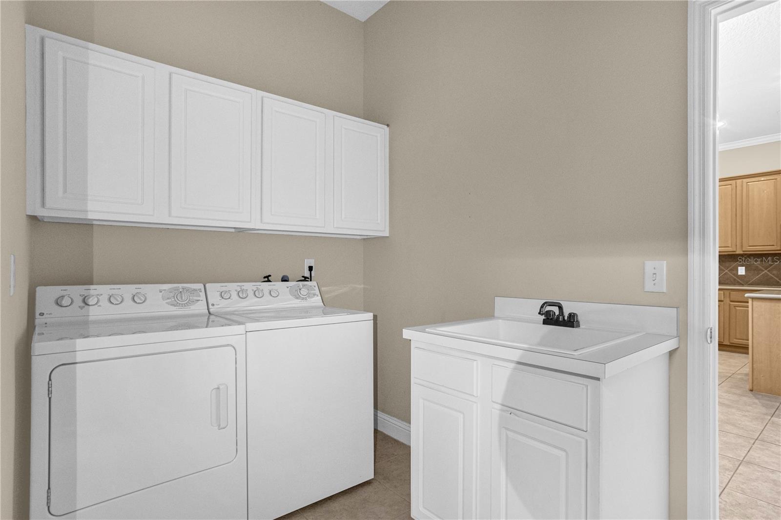 10674 WOODCHASE CIR, ORLANDO, FL, 32836