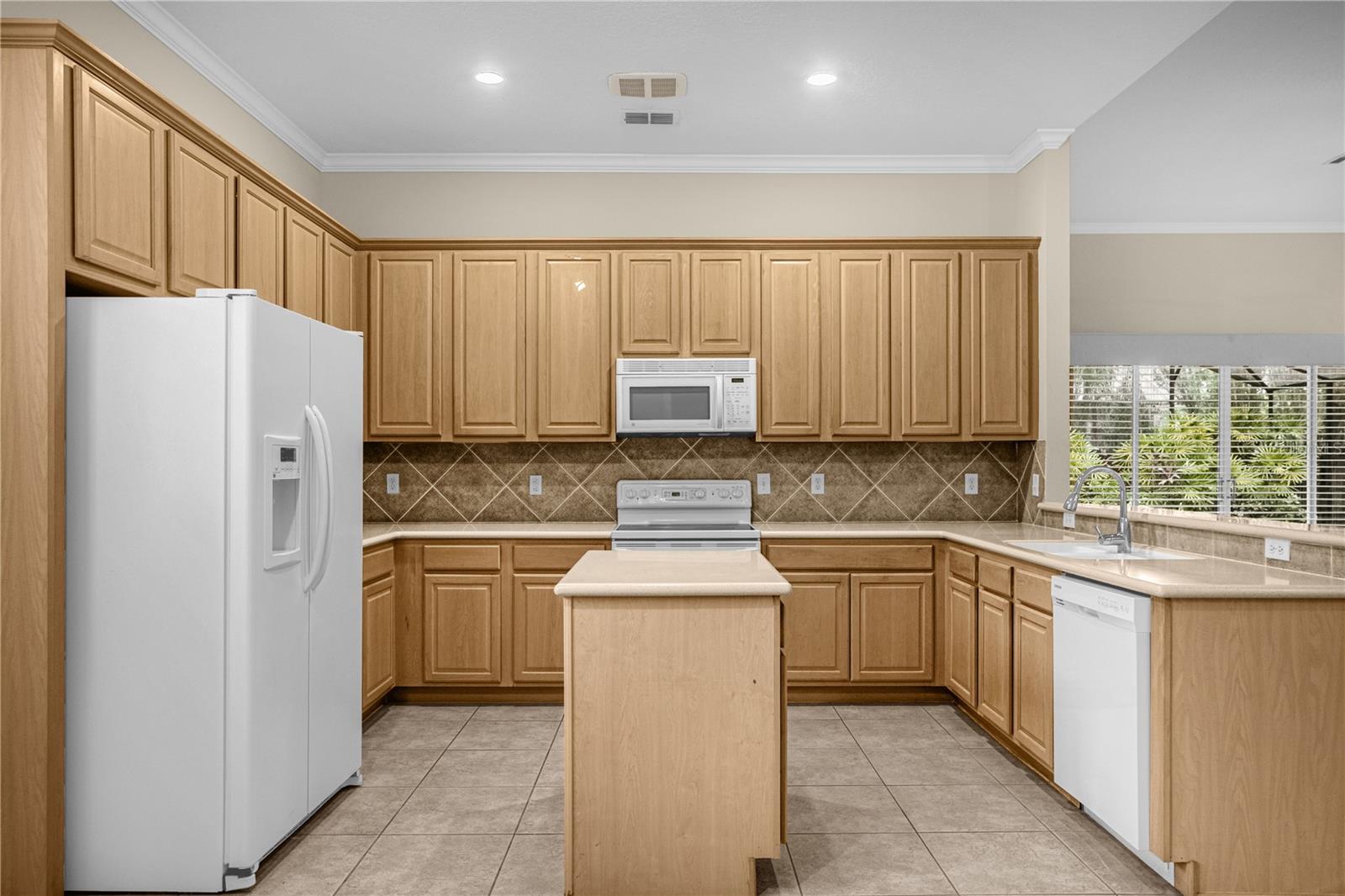 10674 WOODCHASE CIR, ORLANDO, FL, 32836
