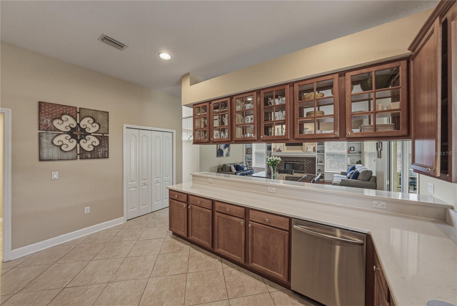 5104 WHISPERING LEAF TRL, VALRICO, FL, 33596