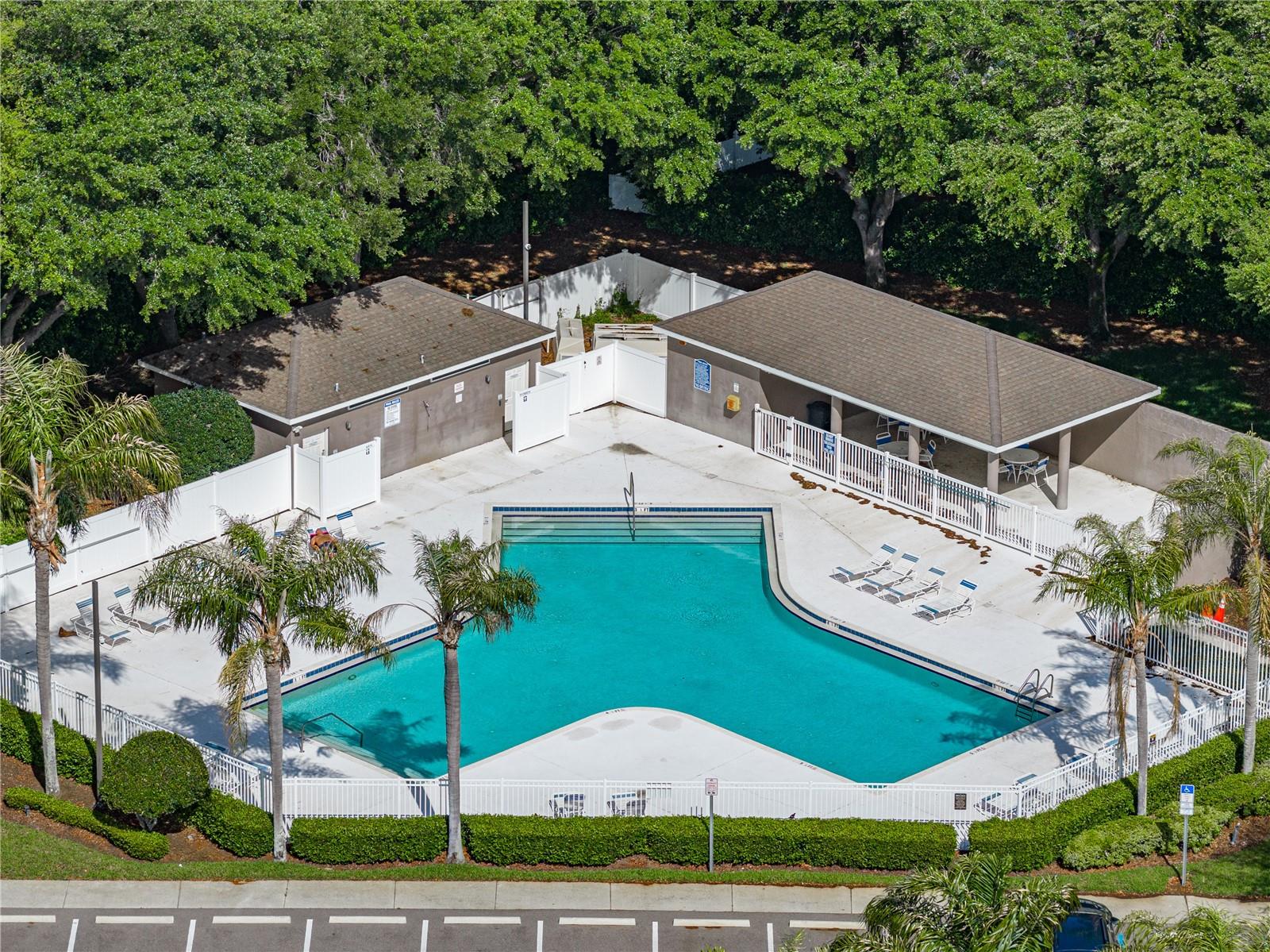 5104 WHISPERING LEAF TRL, VALRICO, FL, 33596