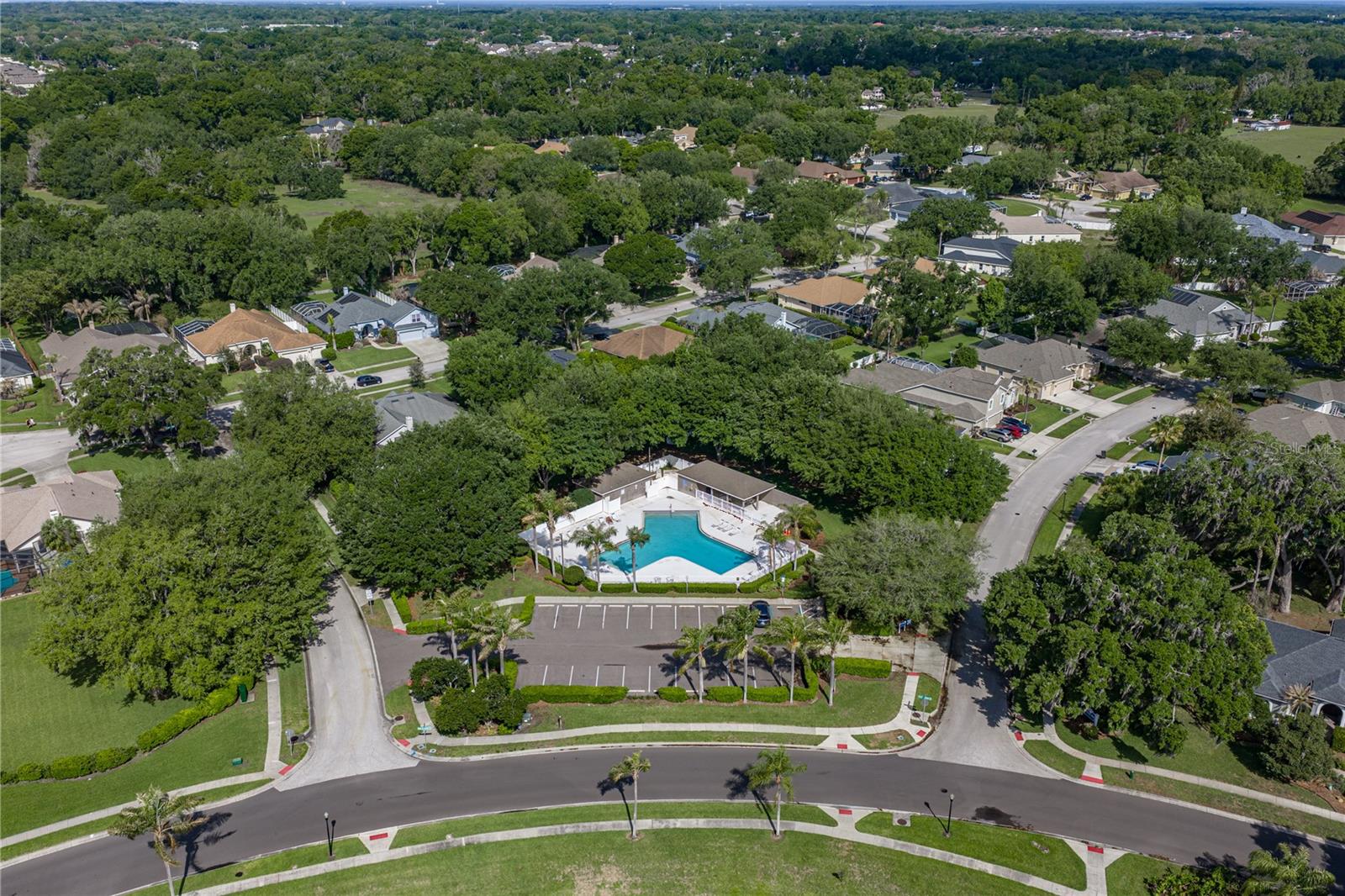 5104 WHISPERING LEAF TRL, VALRICO, FL, 33596