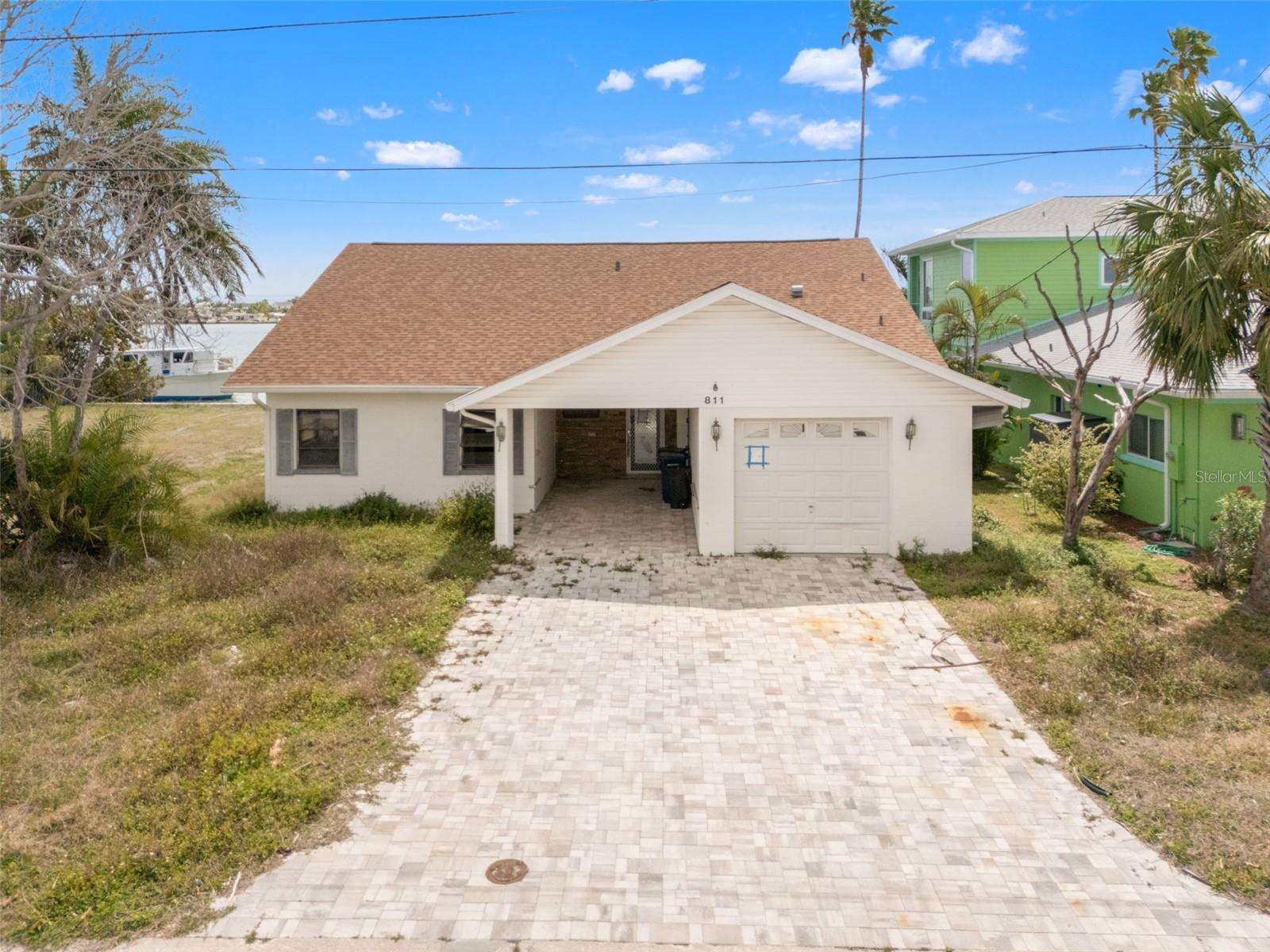 811 BAY POINT DR, MADEIRA BEACH, FL, 33708