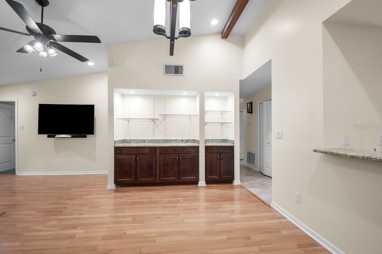 16 ESCONDIDO CIR #223, ALTAMONTE SPRINGS, FL, 32701