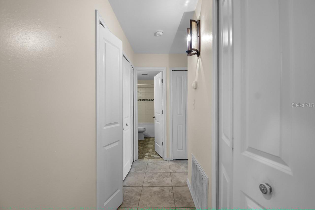 16 ESCONDIDO CIR #223, ALTAMONTE SPRINGS, FL, 32701
